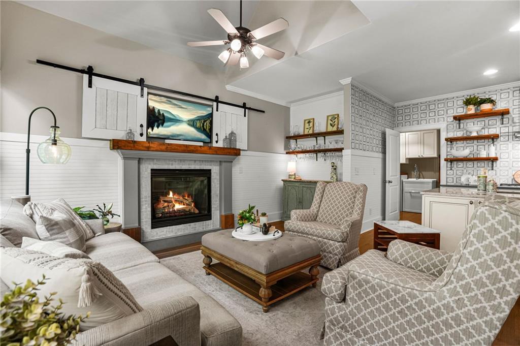 509 Crested Hawk Ridge