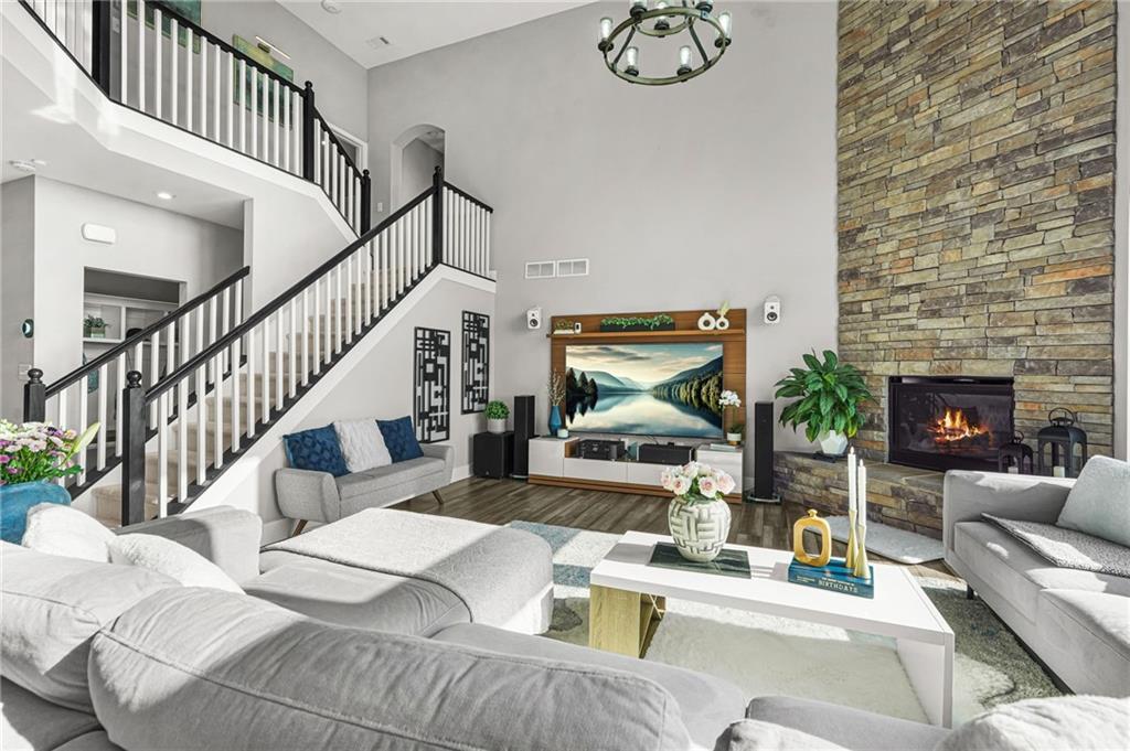 169 Greenbrier Way