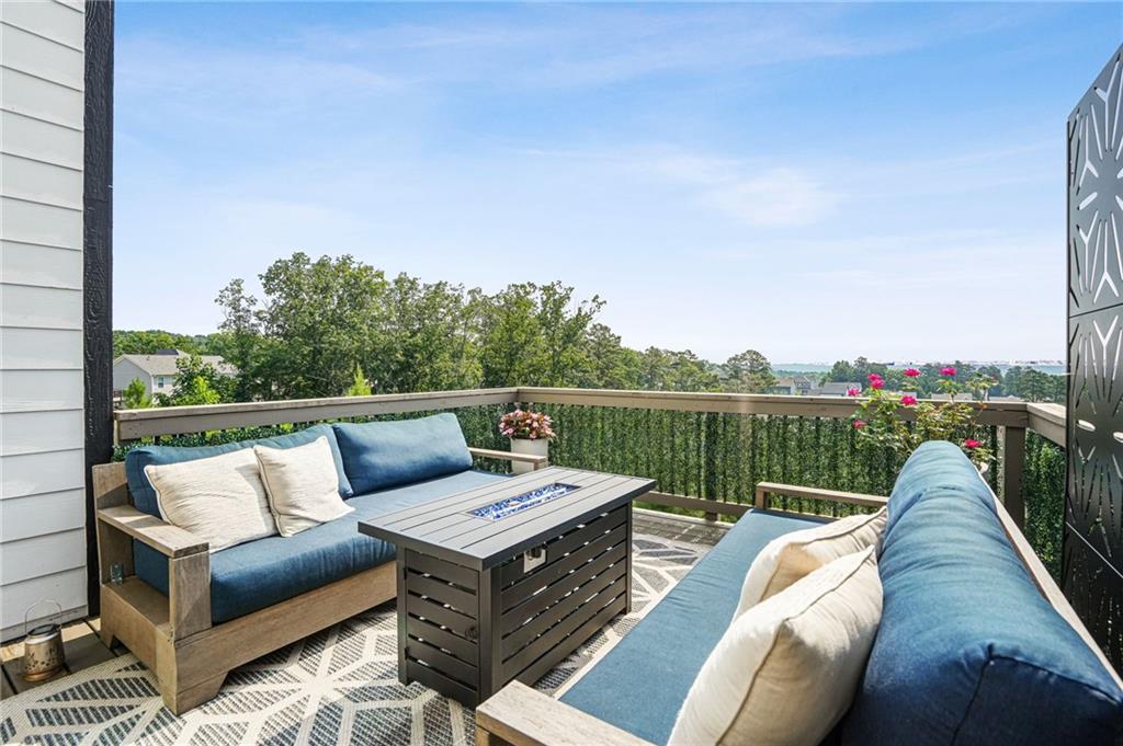 169 Greenbrier Way