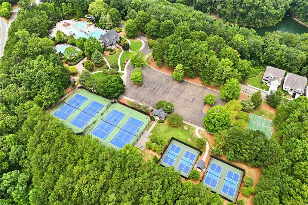 169 Greenbrier Way