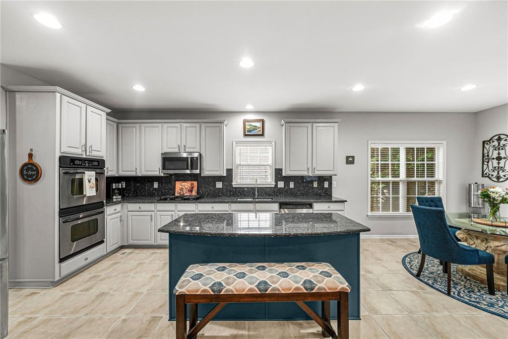 103 Thundering Hills Ridge