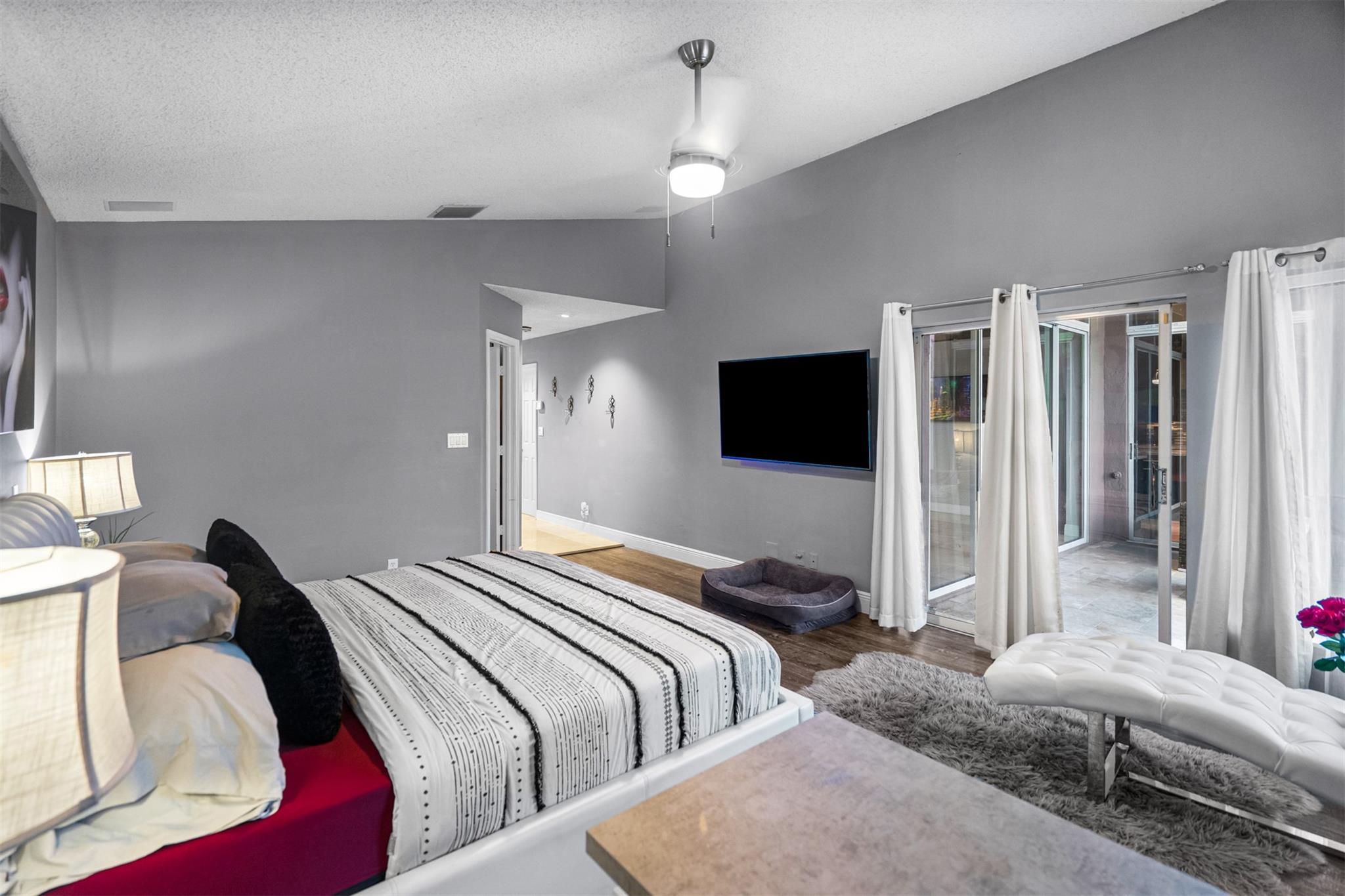 5055 NW 102 Drive