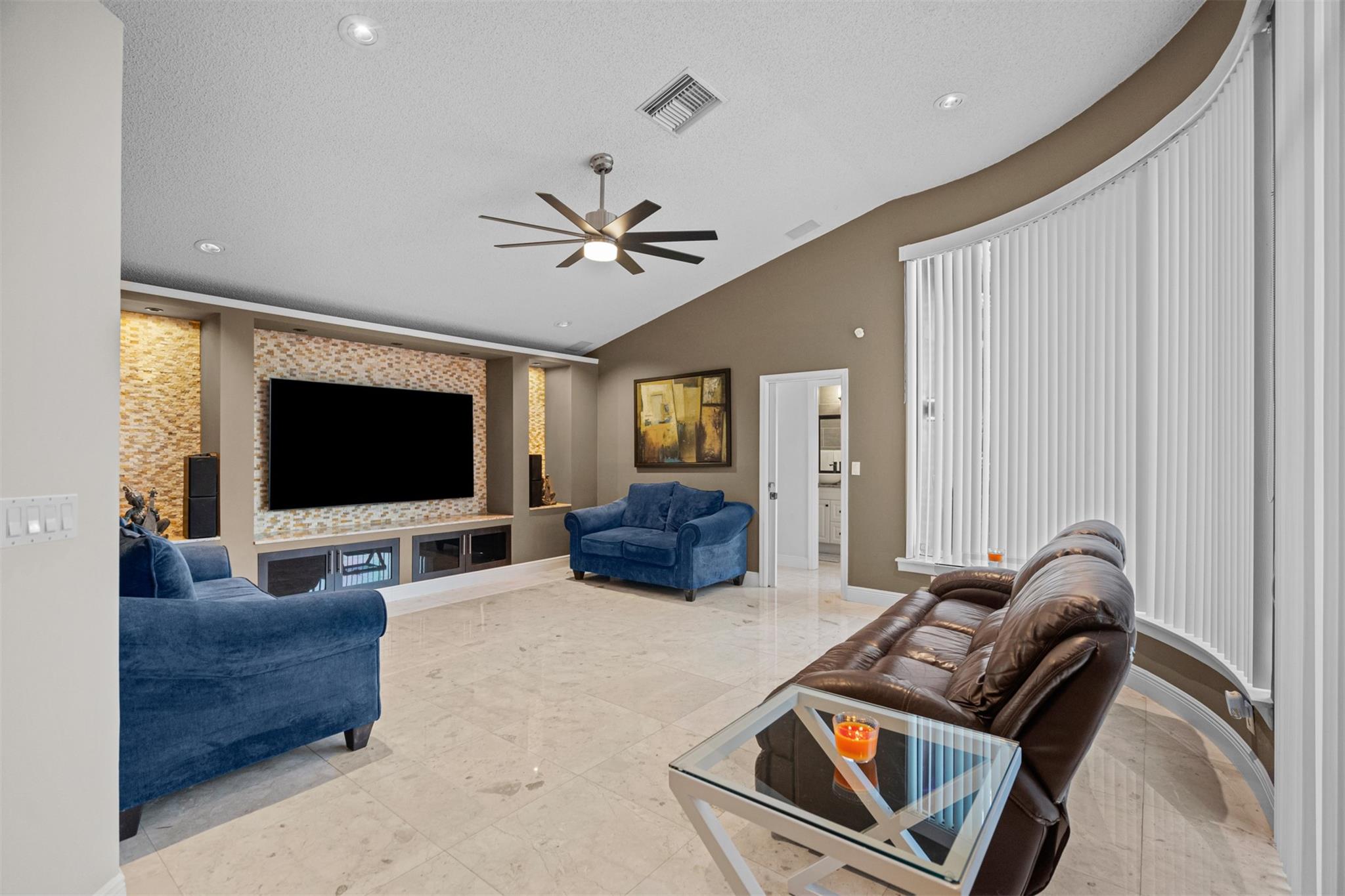 5055 NW 102 Drive