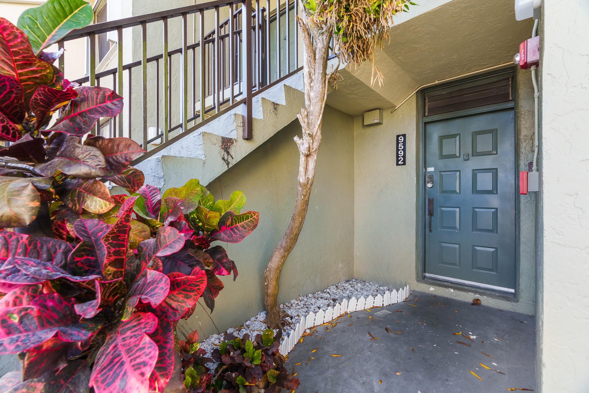 9592 SW 1st Ct 13-F