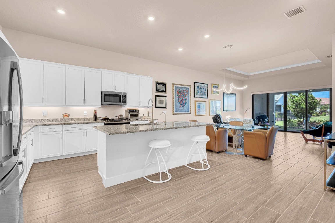 8332 W Blue Spring Dr 8332