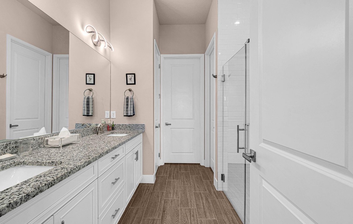 8332 W Blue Spring Dr 8332