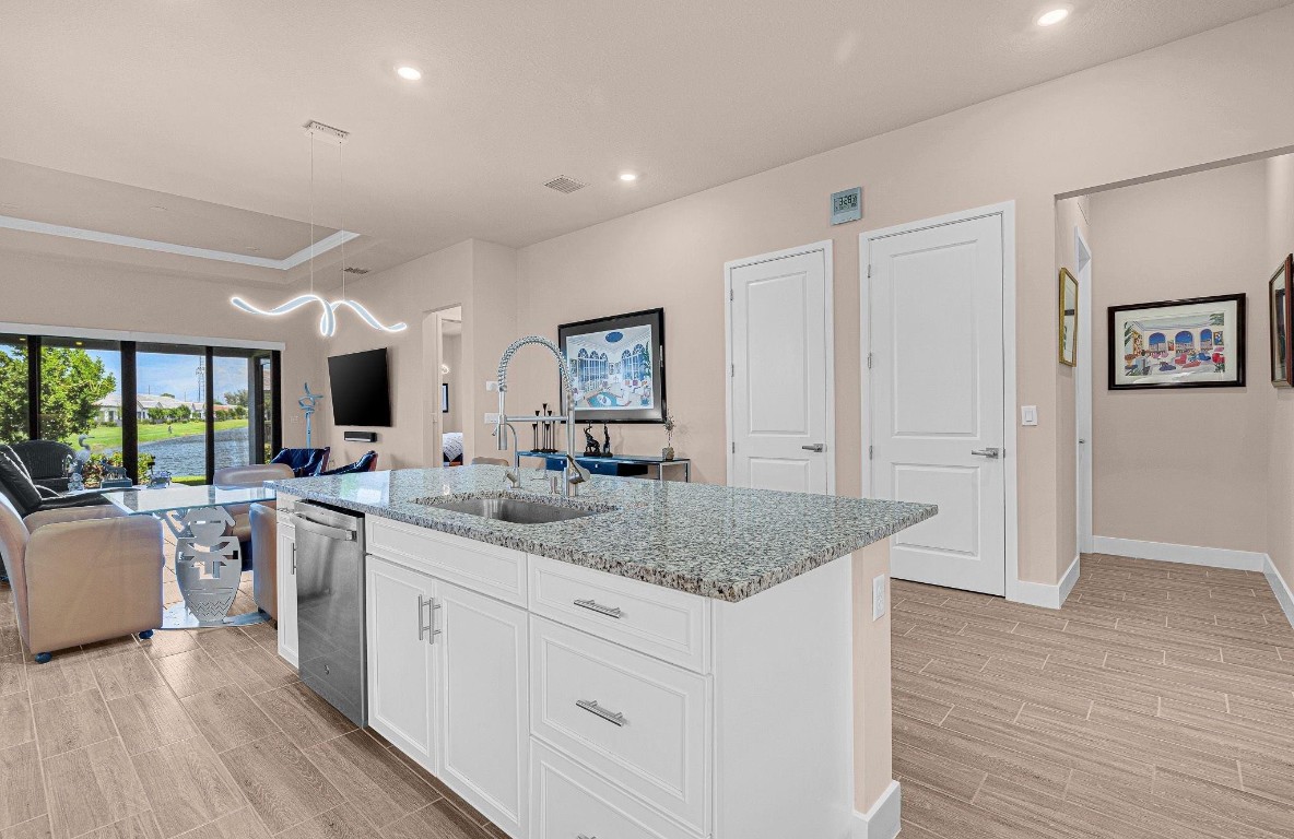 8332 W Blue Spring Dr 8332