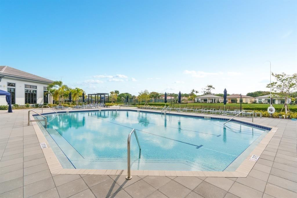 8332 W Blue Spring Dr 8332