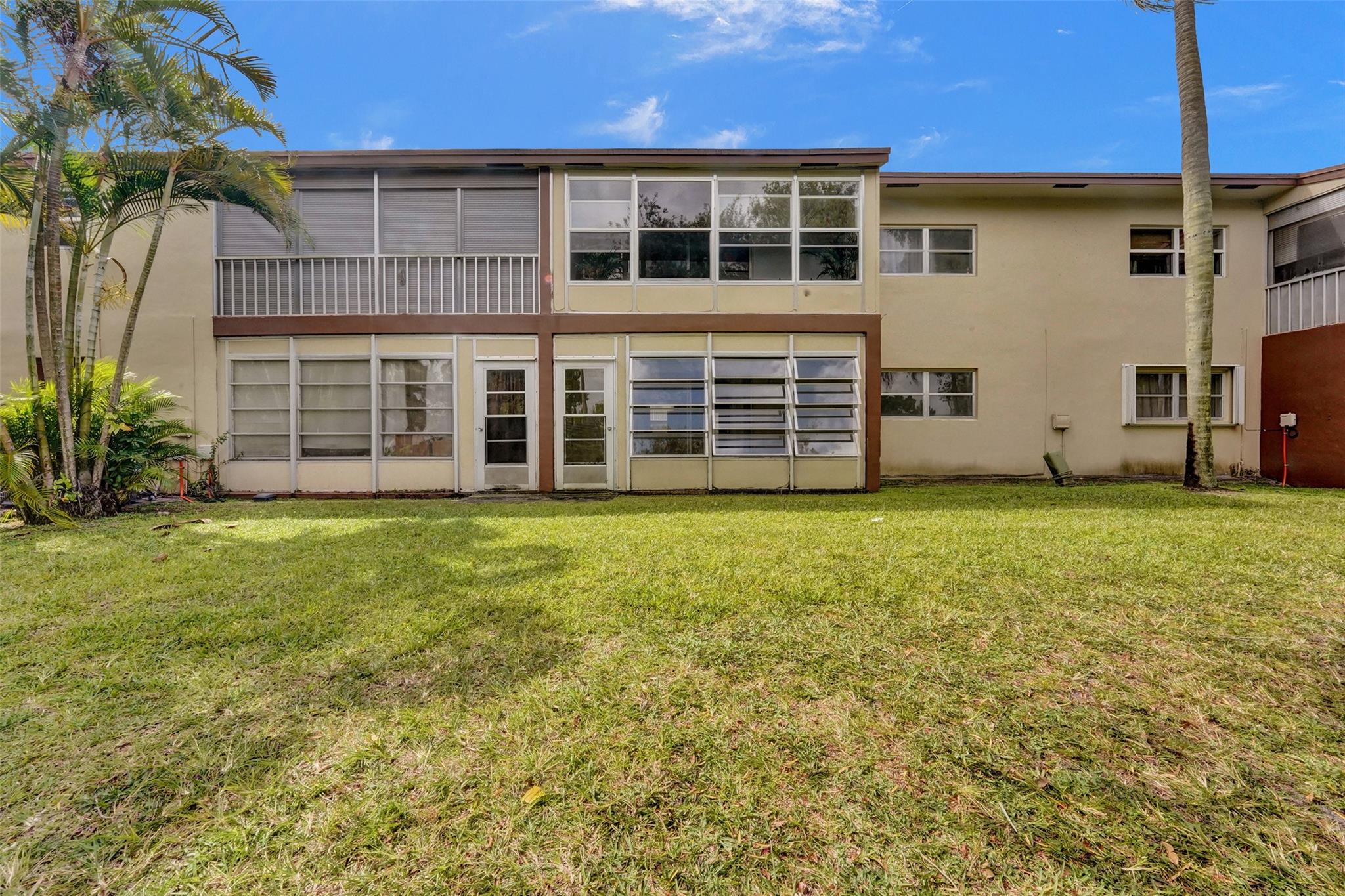 7605 NW 5th Pl 103