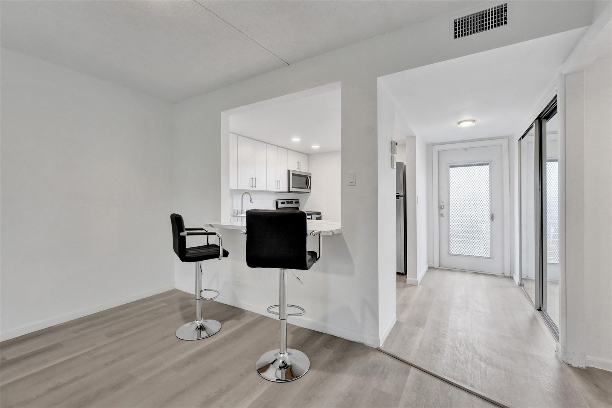 7605 NW 5th Pl 103