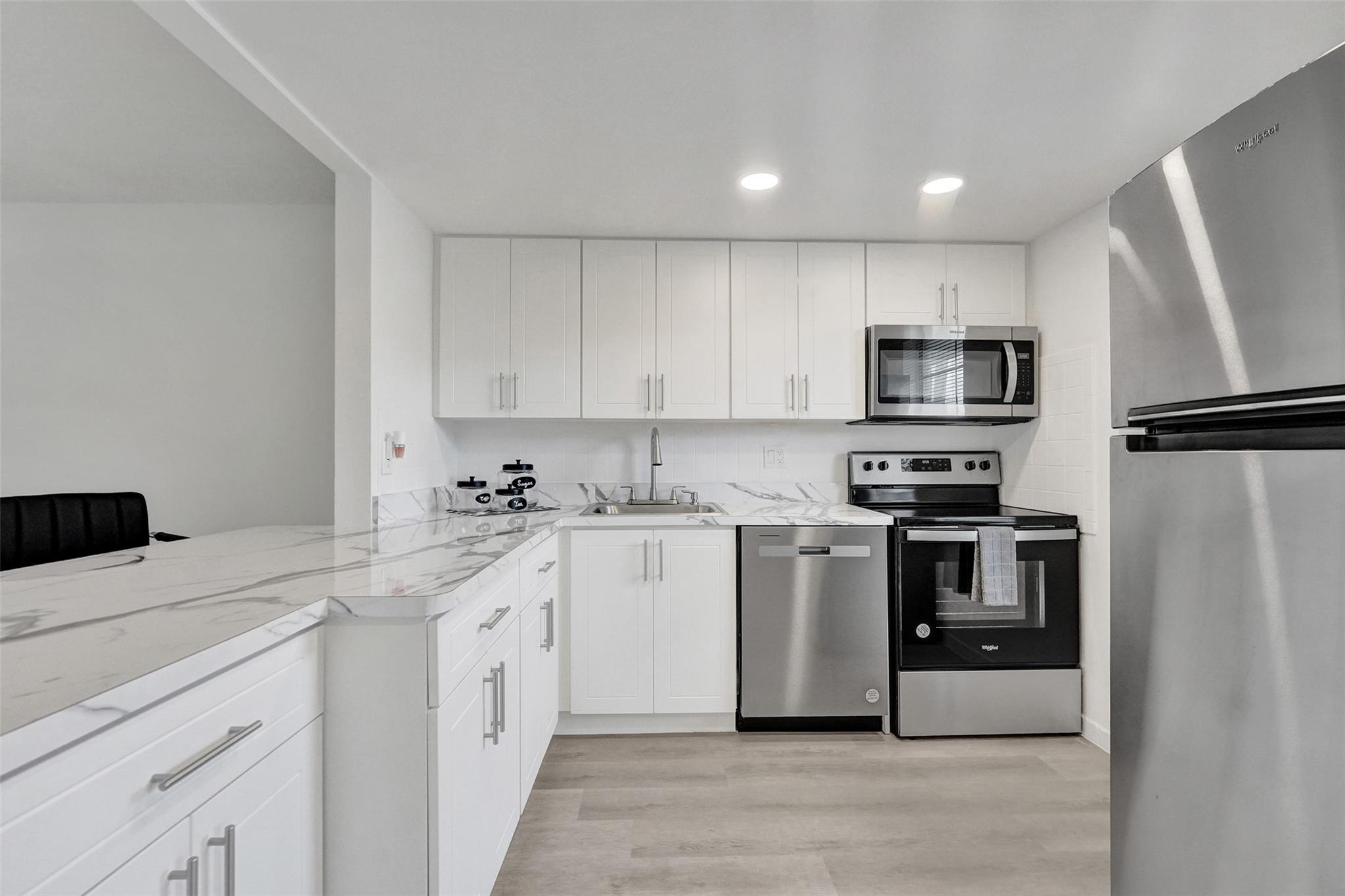7605 NW 5th Pl 103
