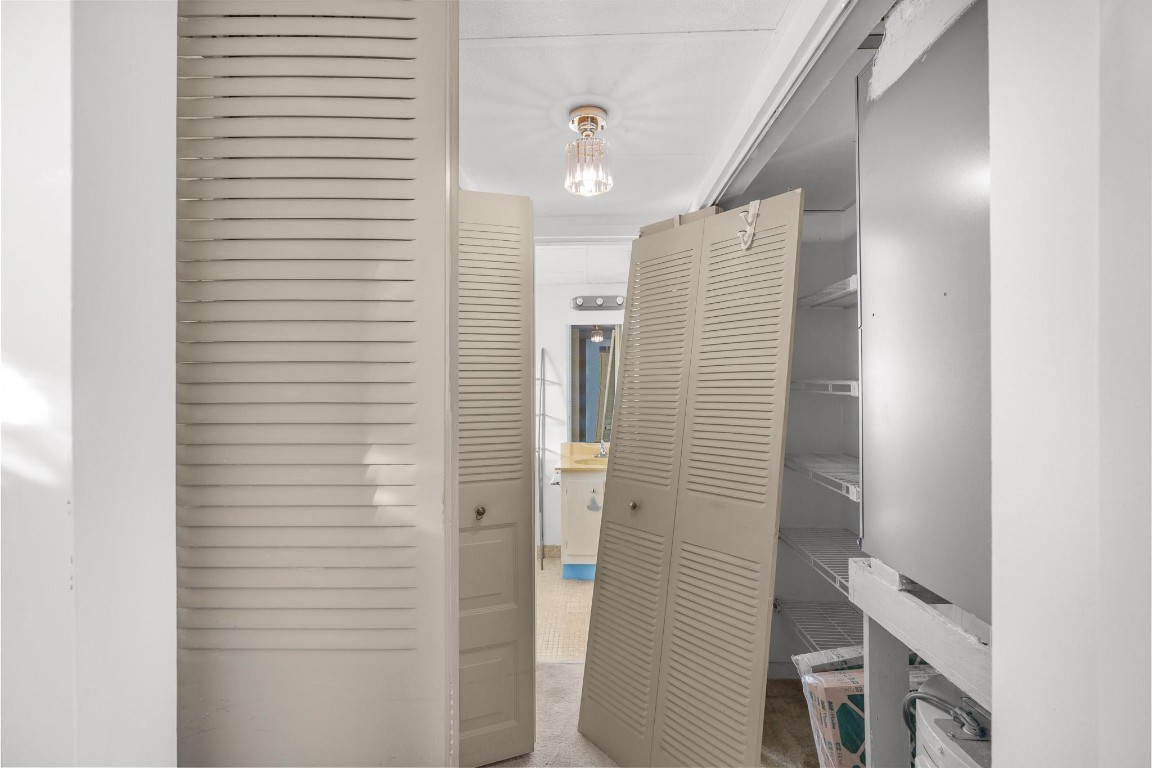 1010 Country Club Dr 306