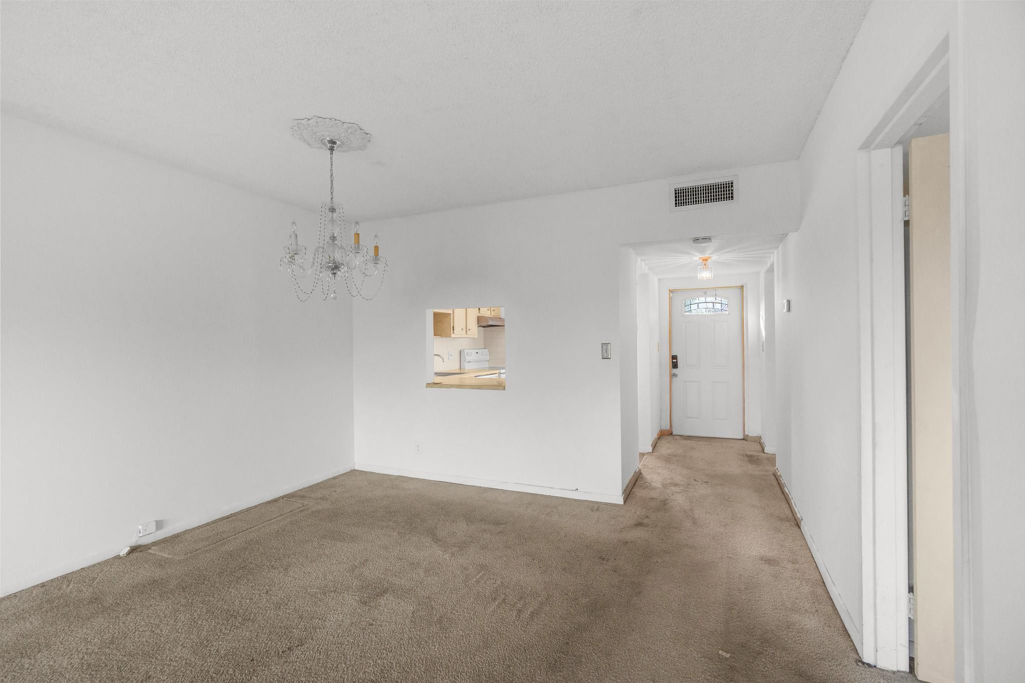 1010 Country Club Dr 306