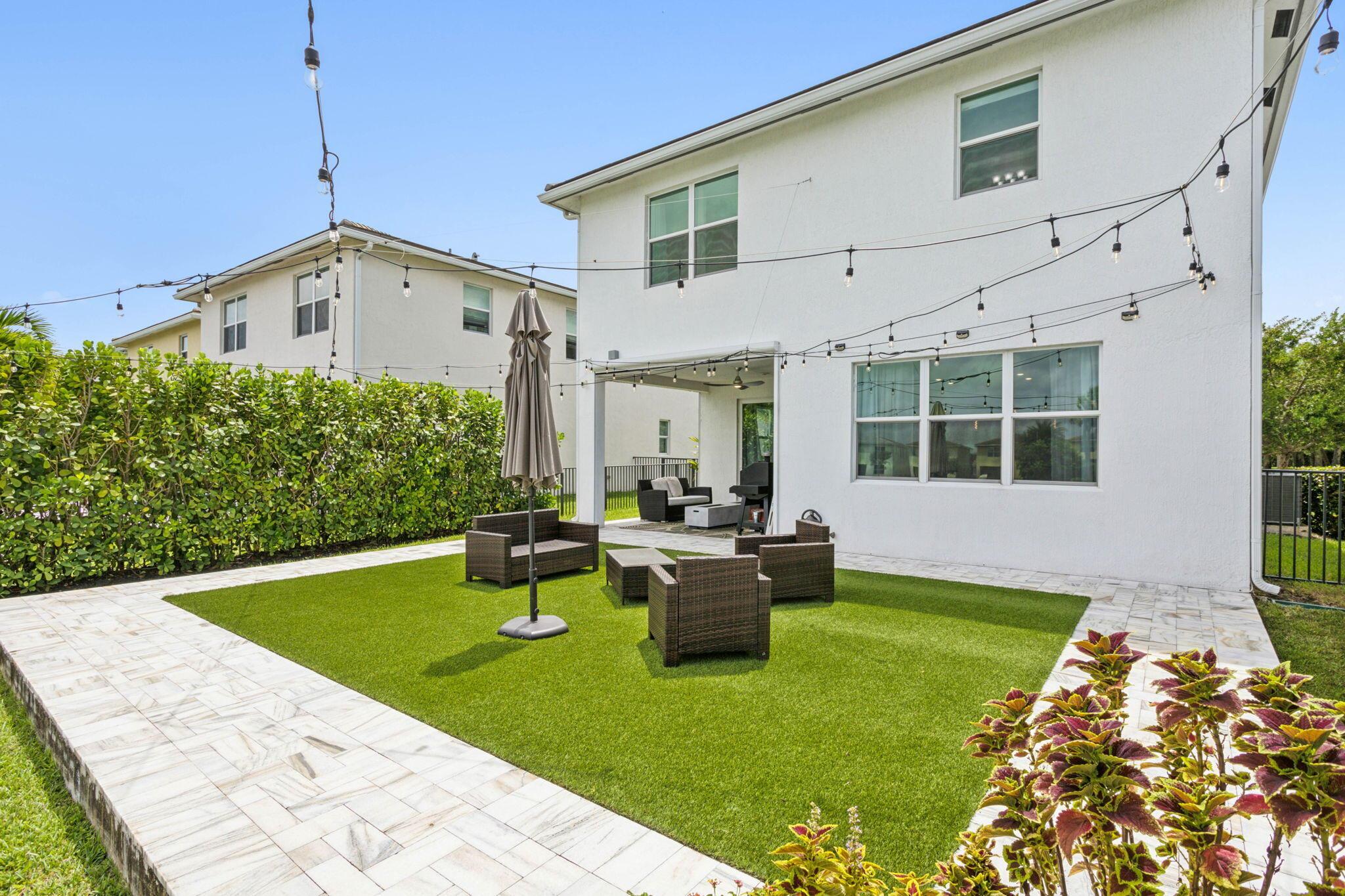 1161 Veleiros Boulevard