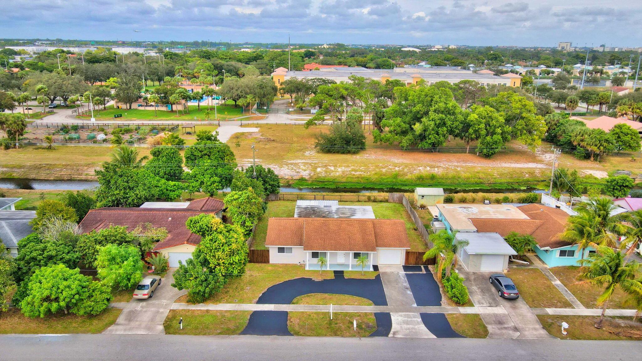 1313 NW 7th Street