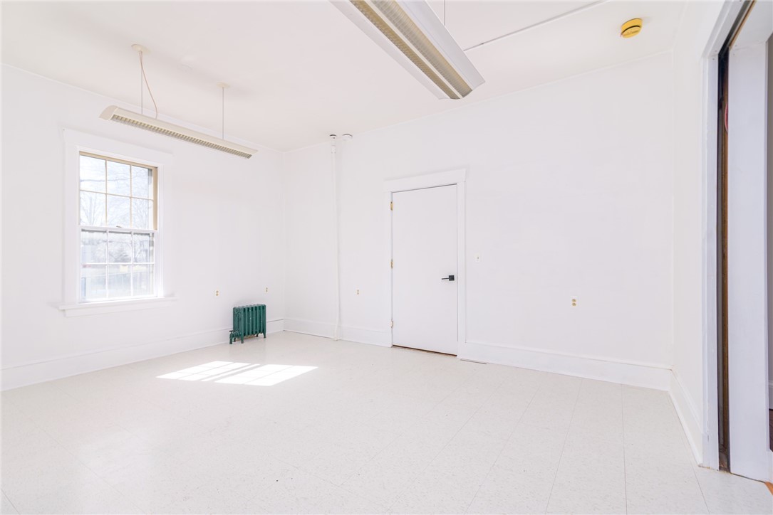 206 Smith Street A