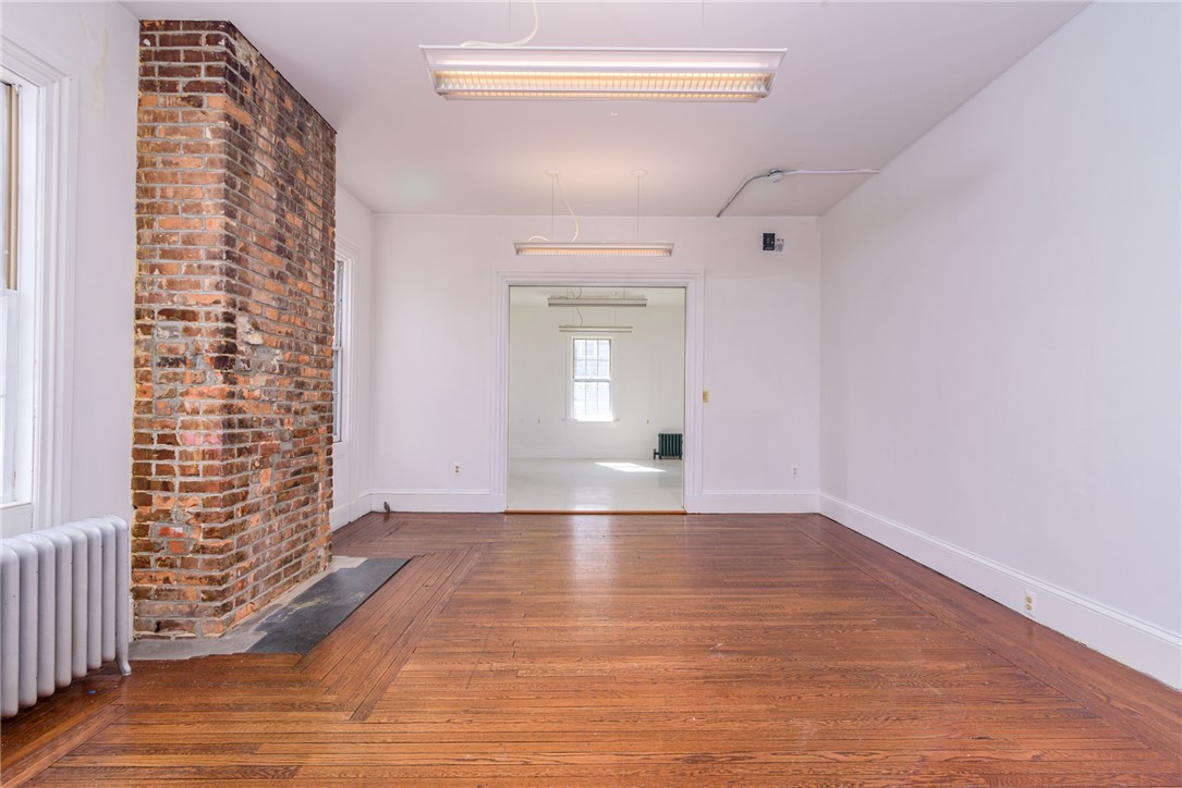 206 Smith Street A