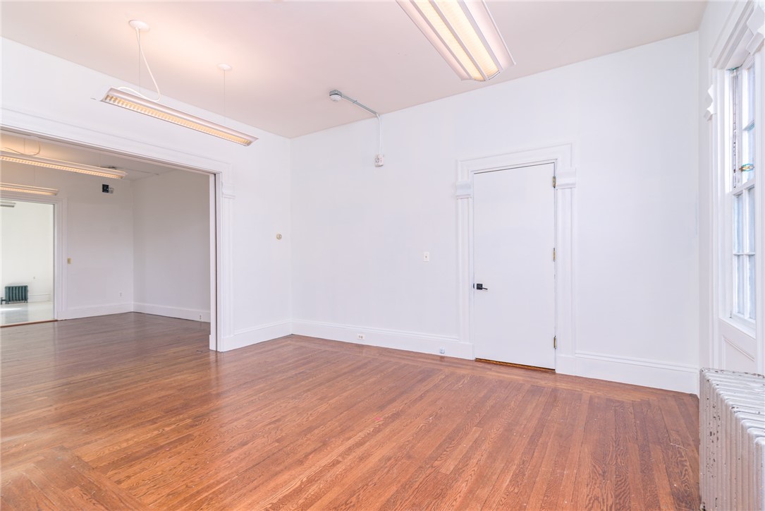 206 Smith Street A