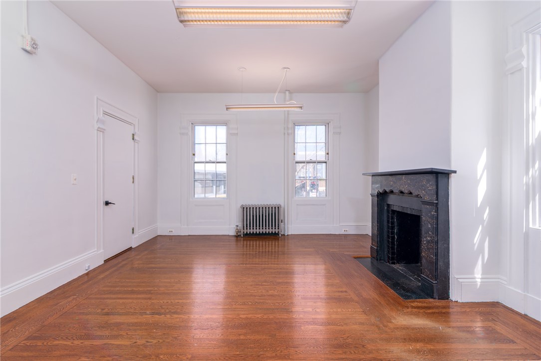 206 Smith Street A
