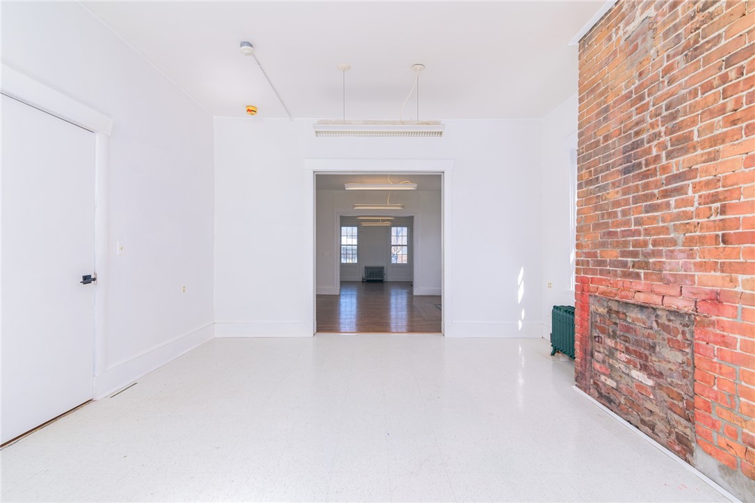 206 Smith Street A