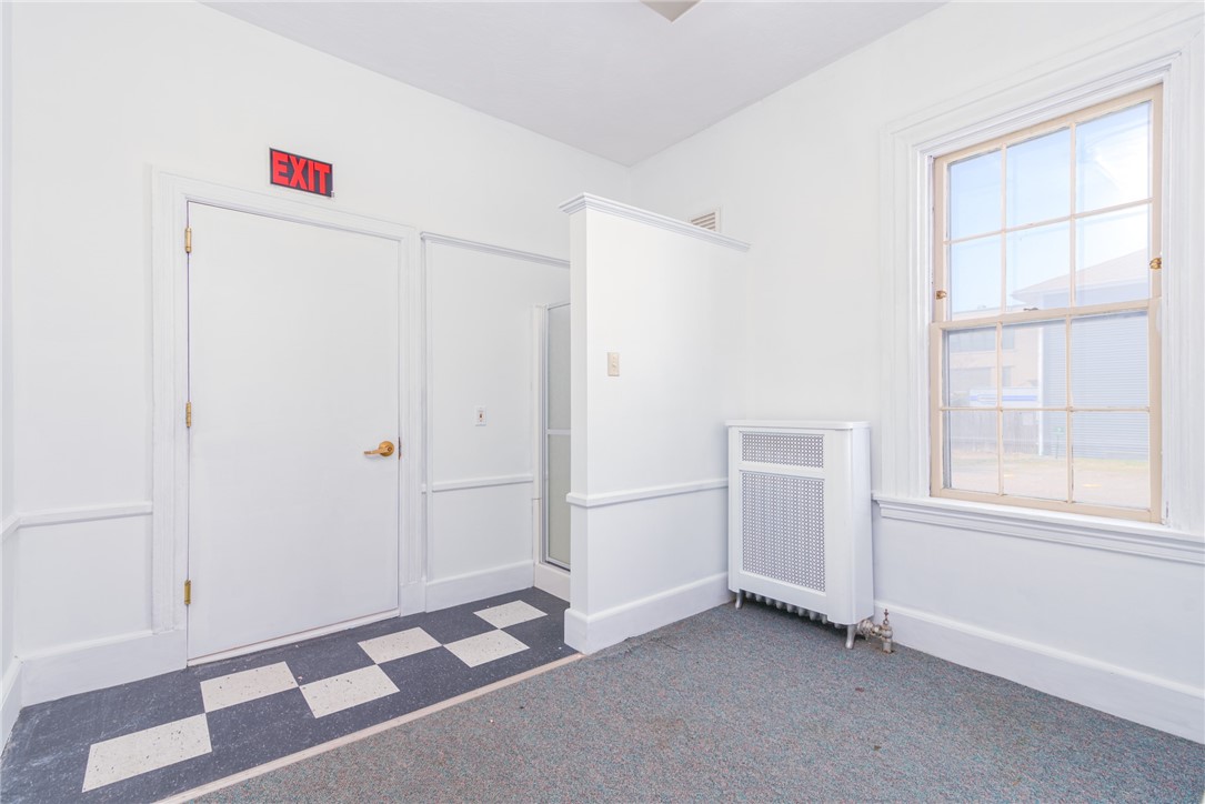 206 Smith Street A