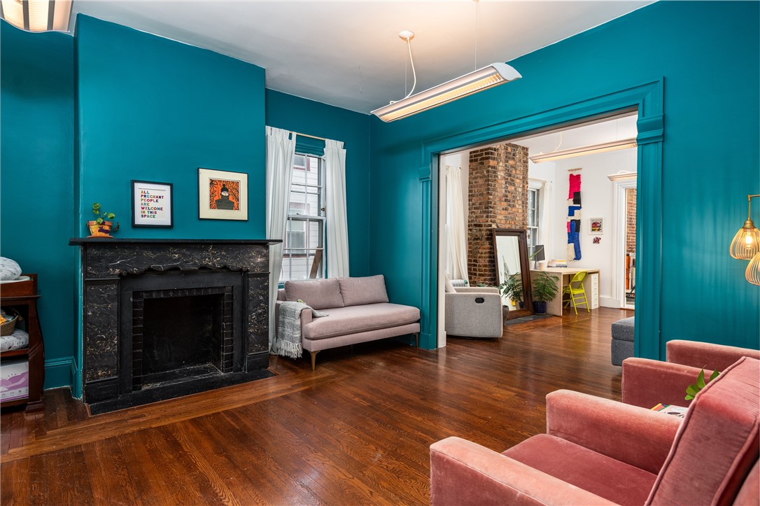 206 Smith Street A