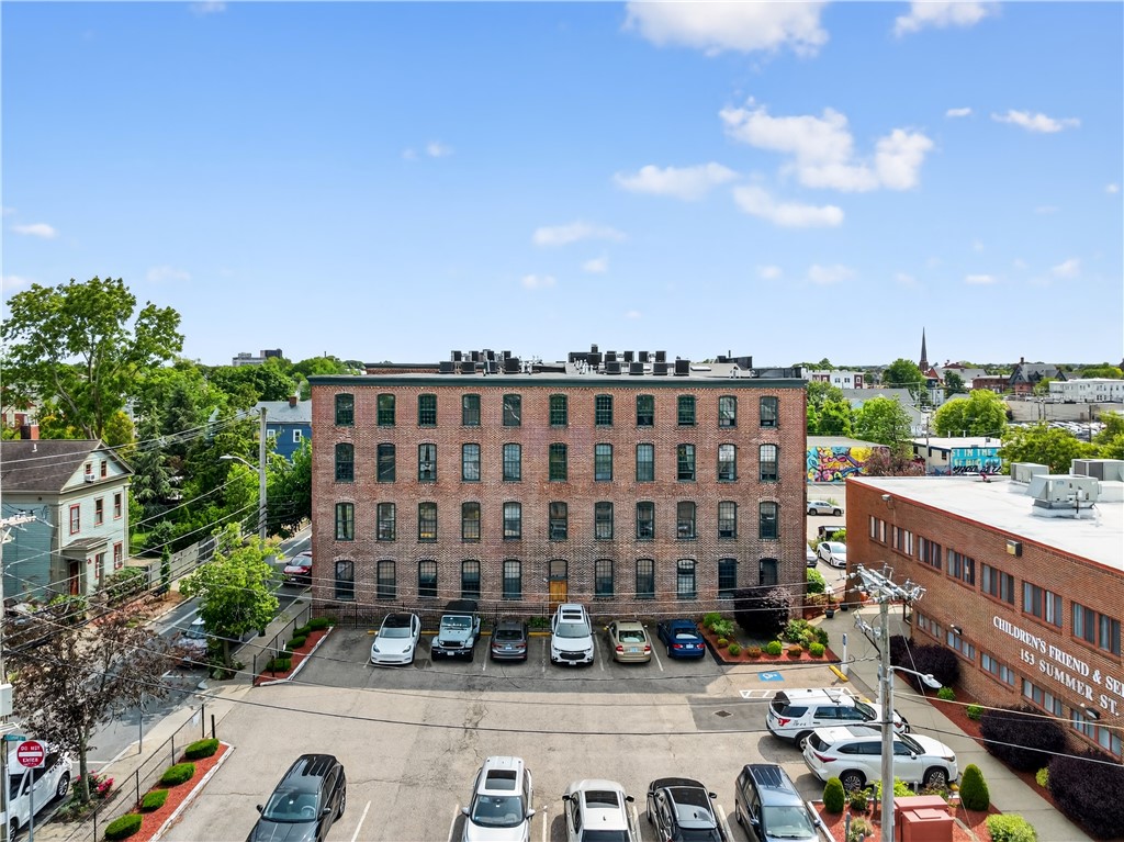 407 Pine Street 401