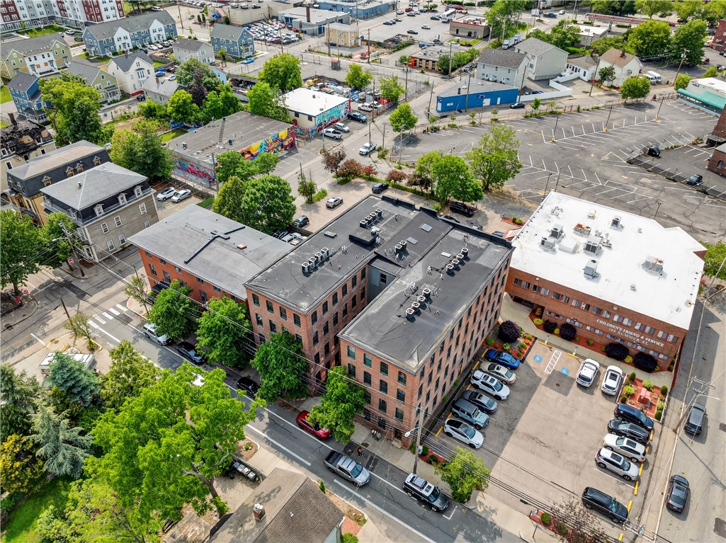 407 Pine Street 401