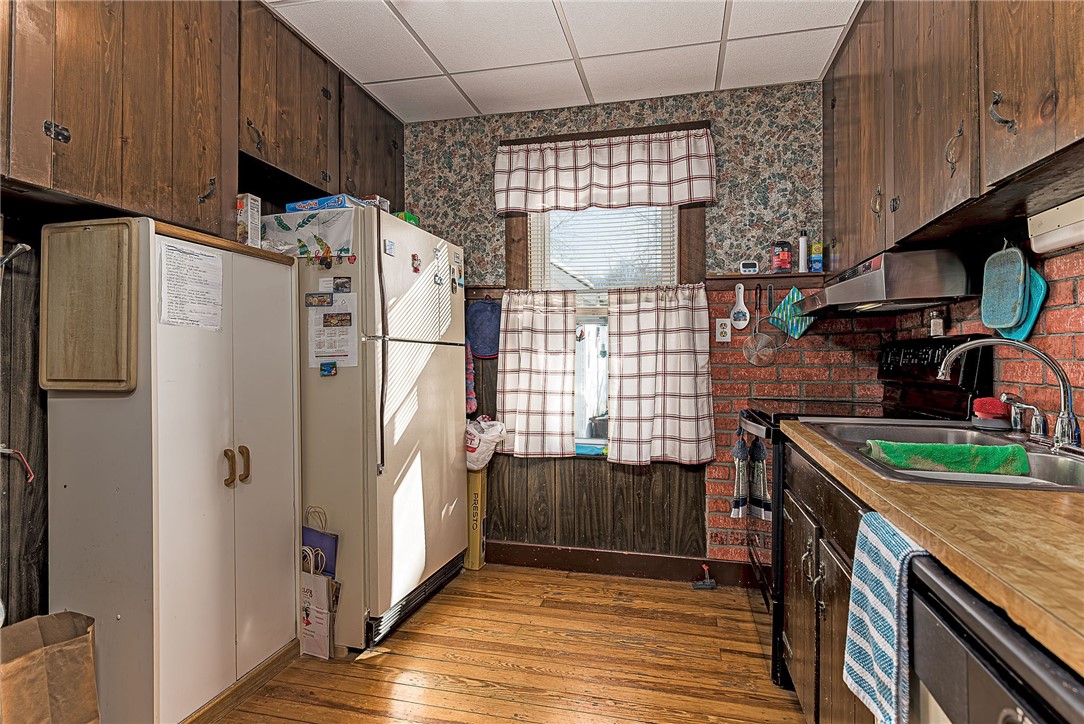 109 Hemond Avenue