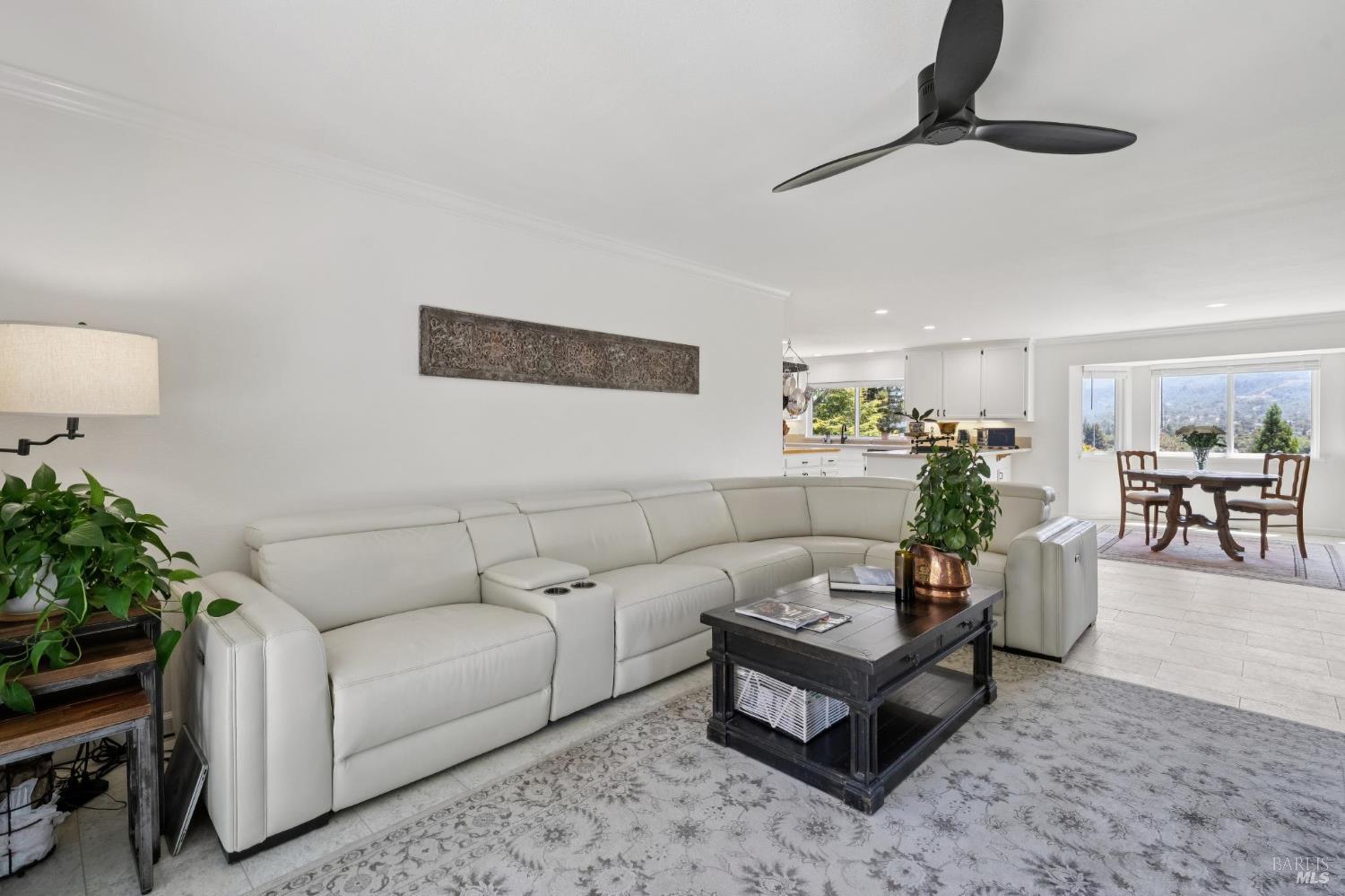 10 Santa Yorma Court