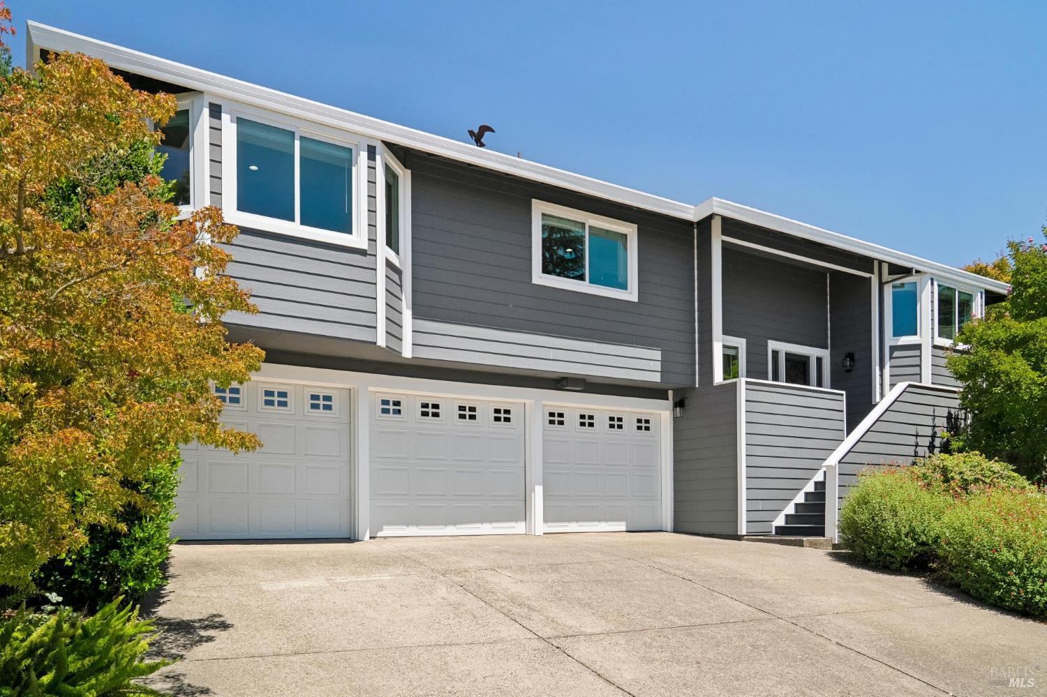 10 Santa Yorma Court