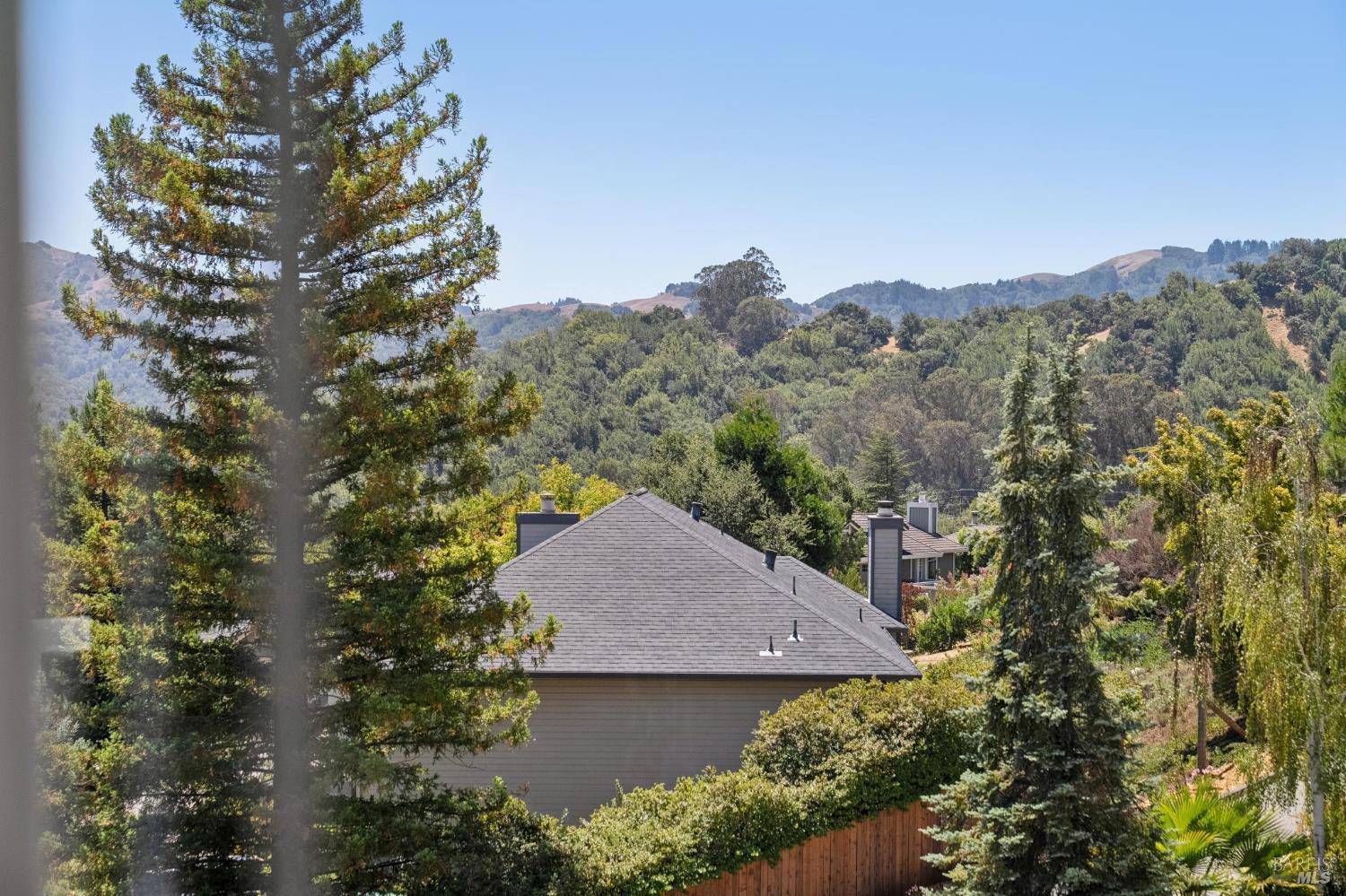 10 Santa Yorma Court