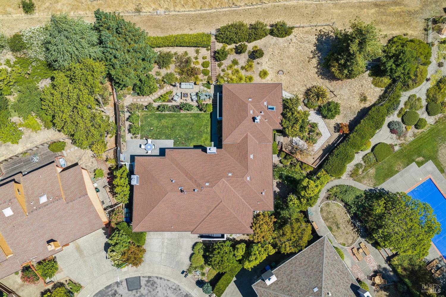 10 Santa Yorma Court