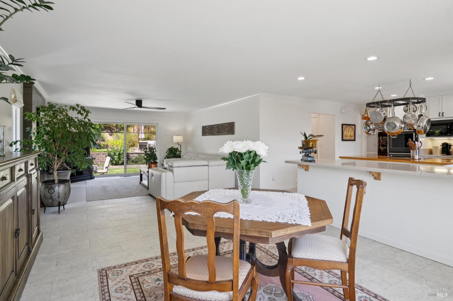 10 Santa Yorma Court