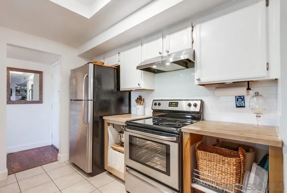 1030 E Washington Unit 116