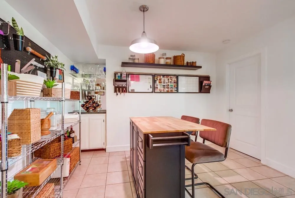 1030 E Washington Unit 116