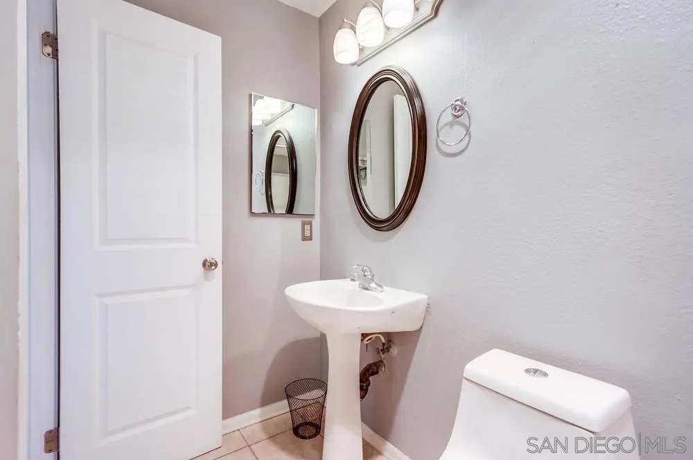 1030 E Washington Unit 116