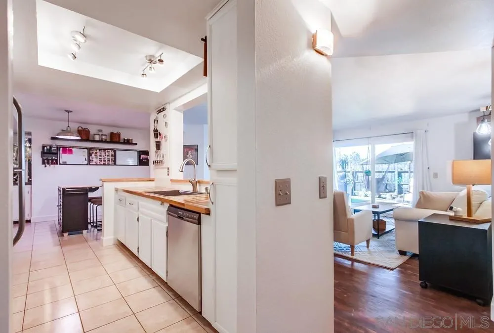 1030 E Washington Unit 116