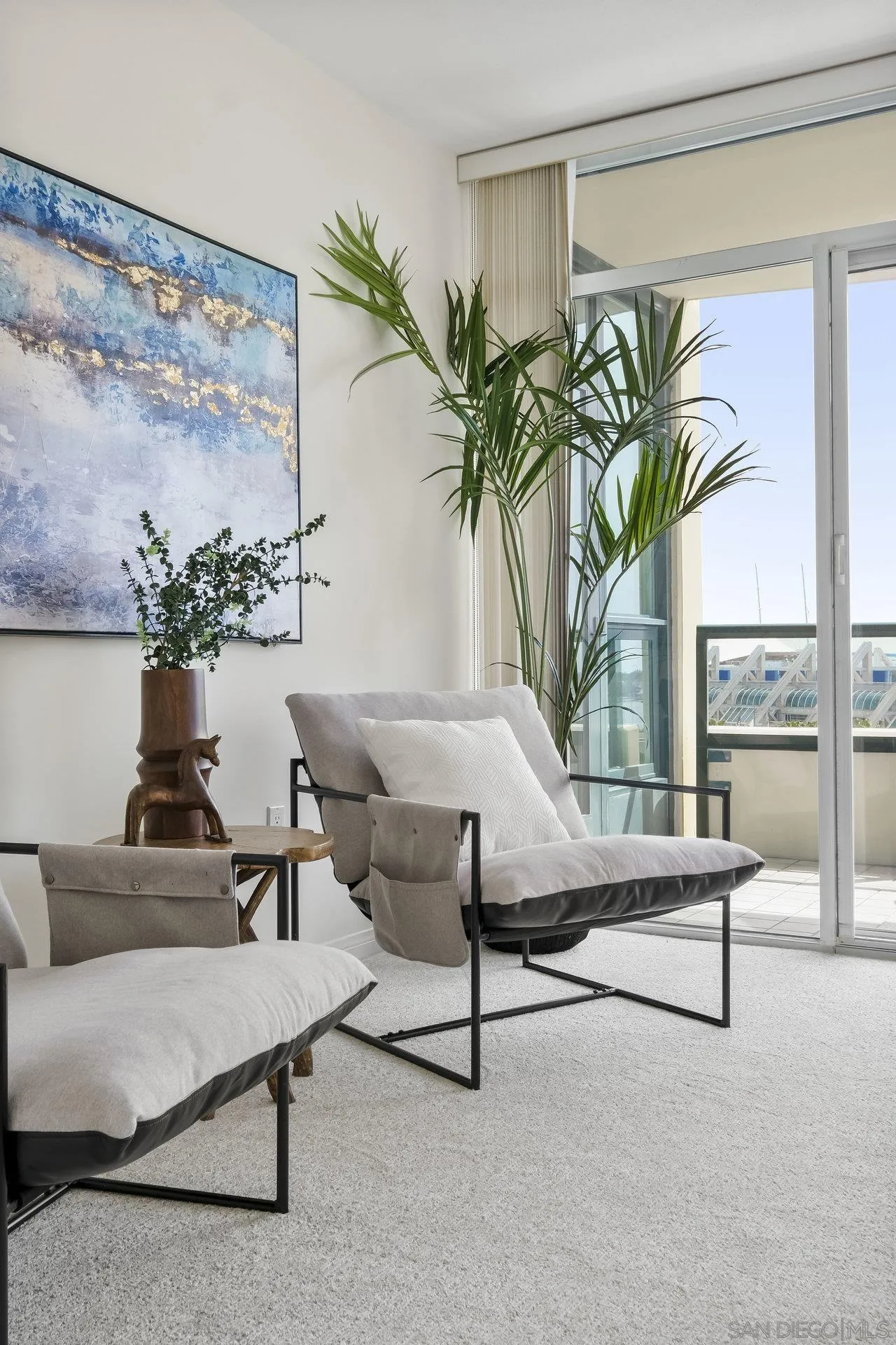 510 1st Ave Unit 902