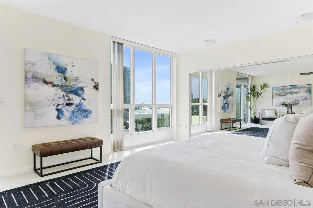 510 1st Ave Unit 902