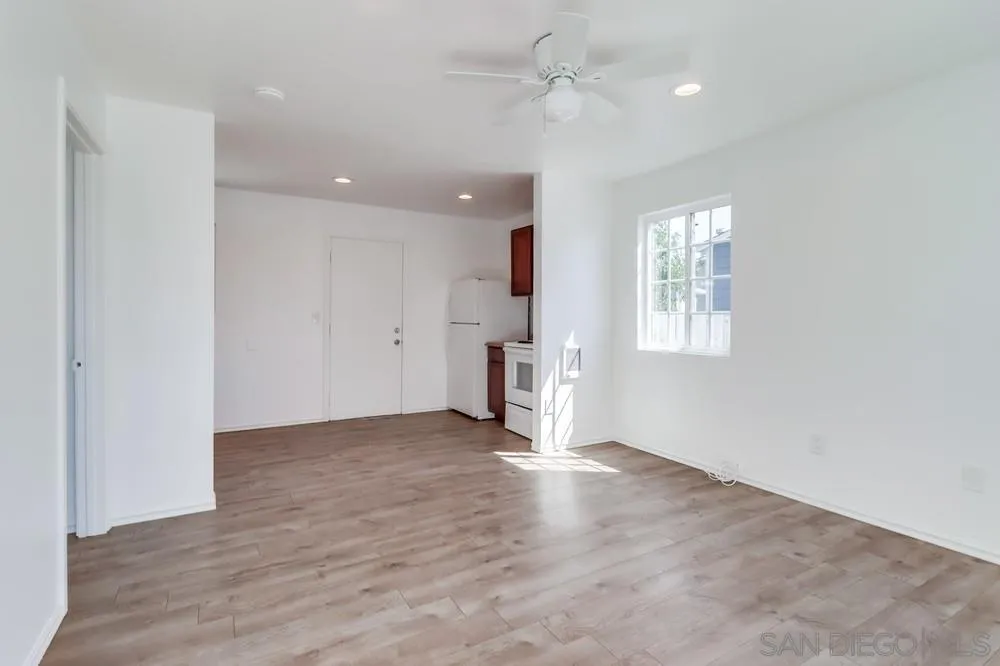 3707-21 Euclid Ave