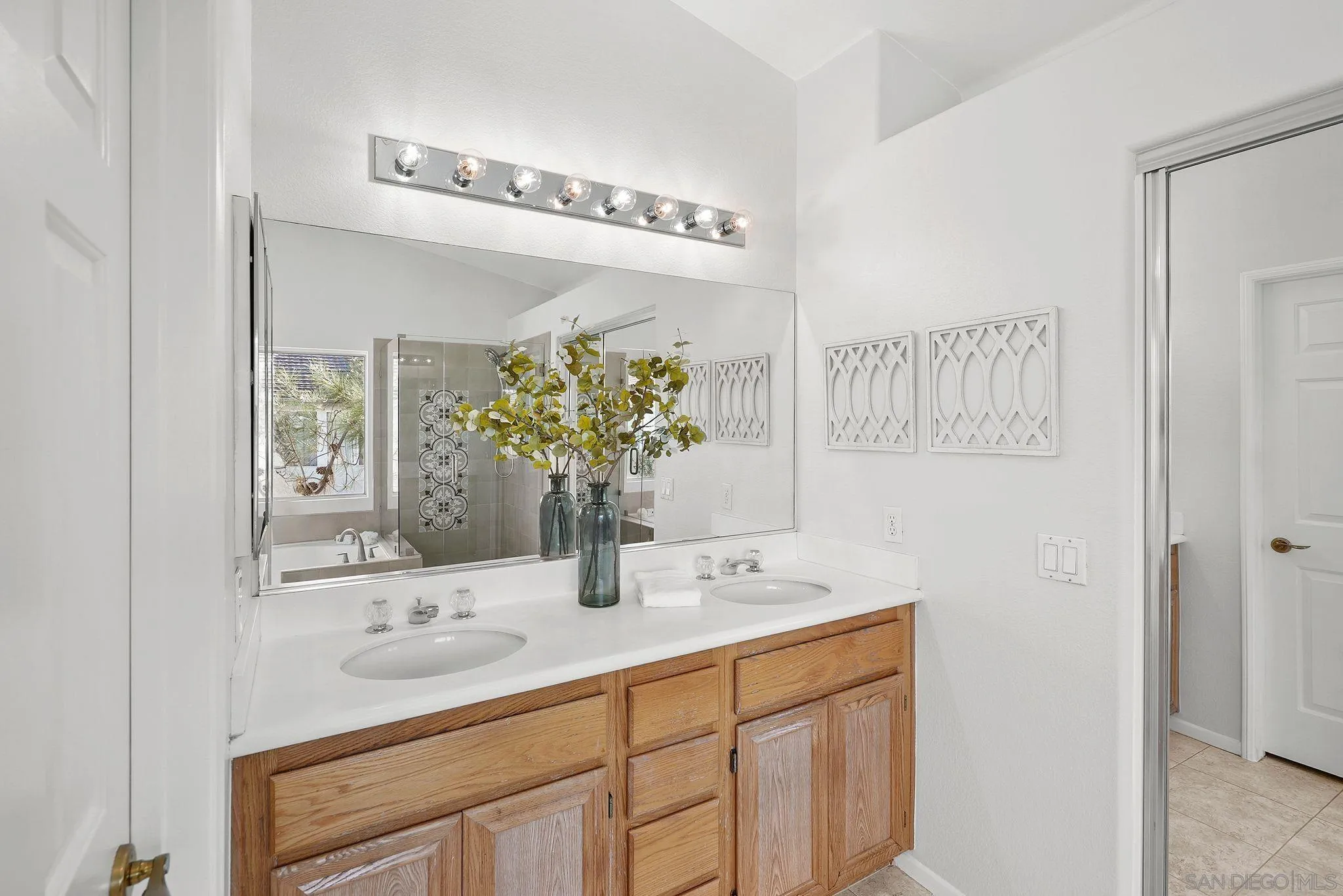 12866 Poway Oaks Drive