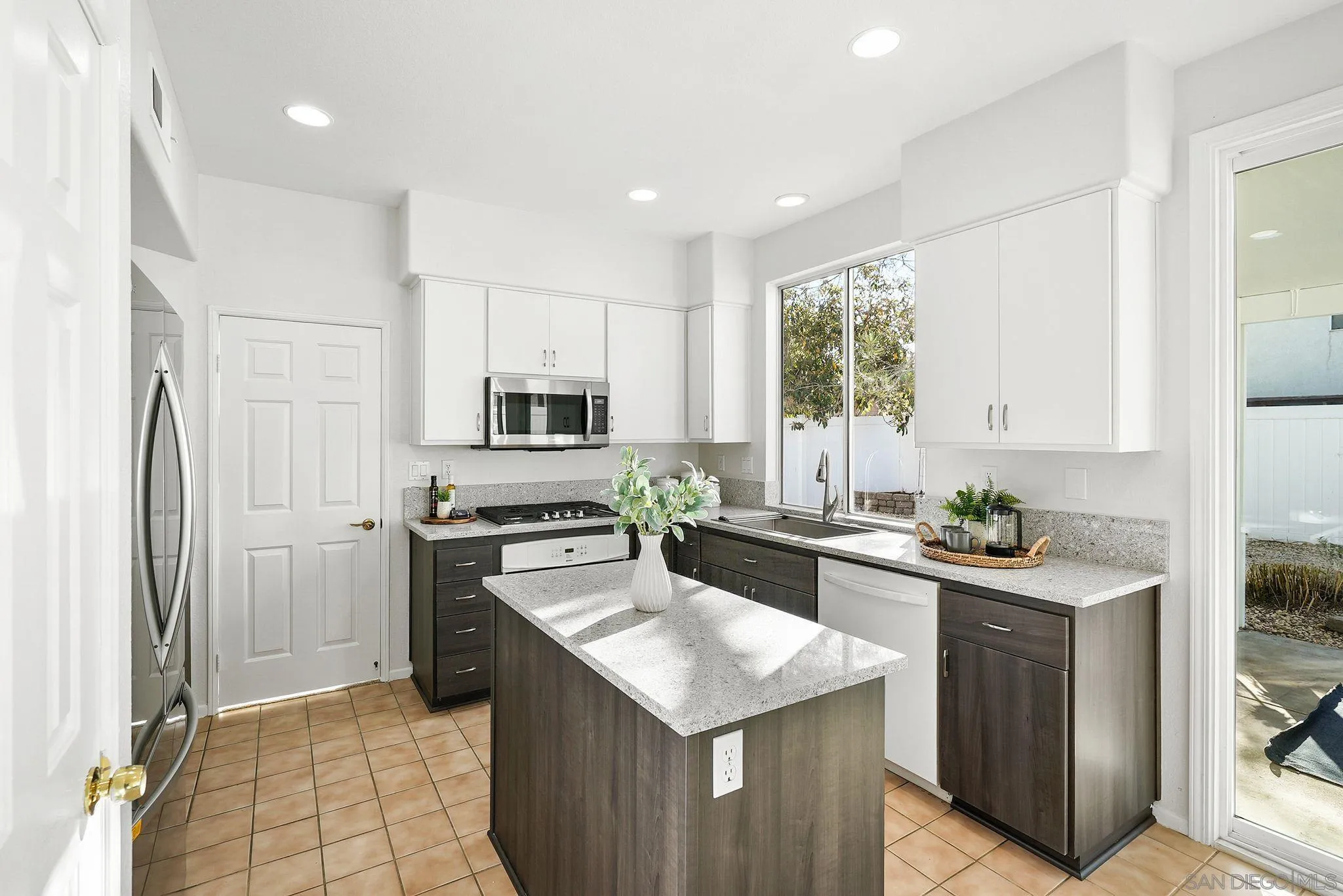 12866 Poway Oaks Drive