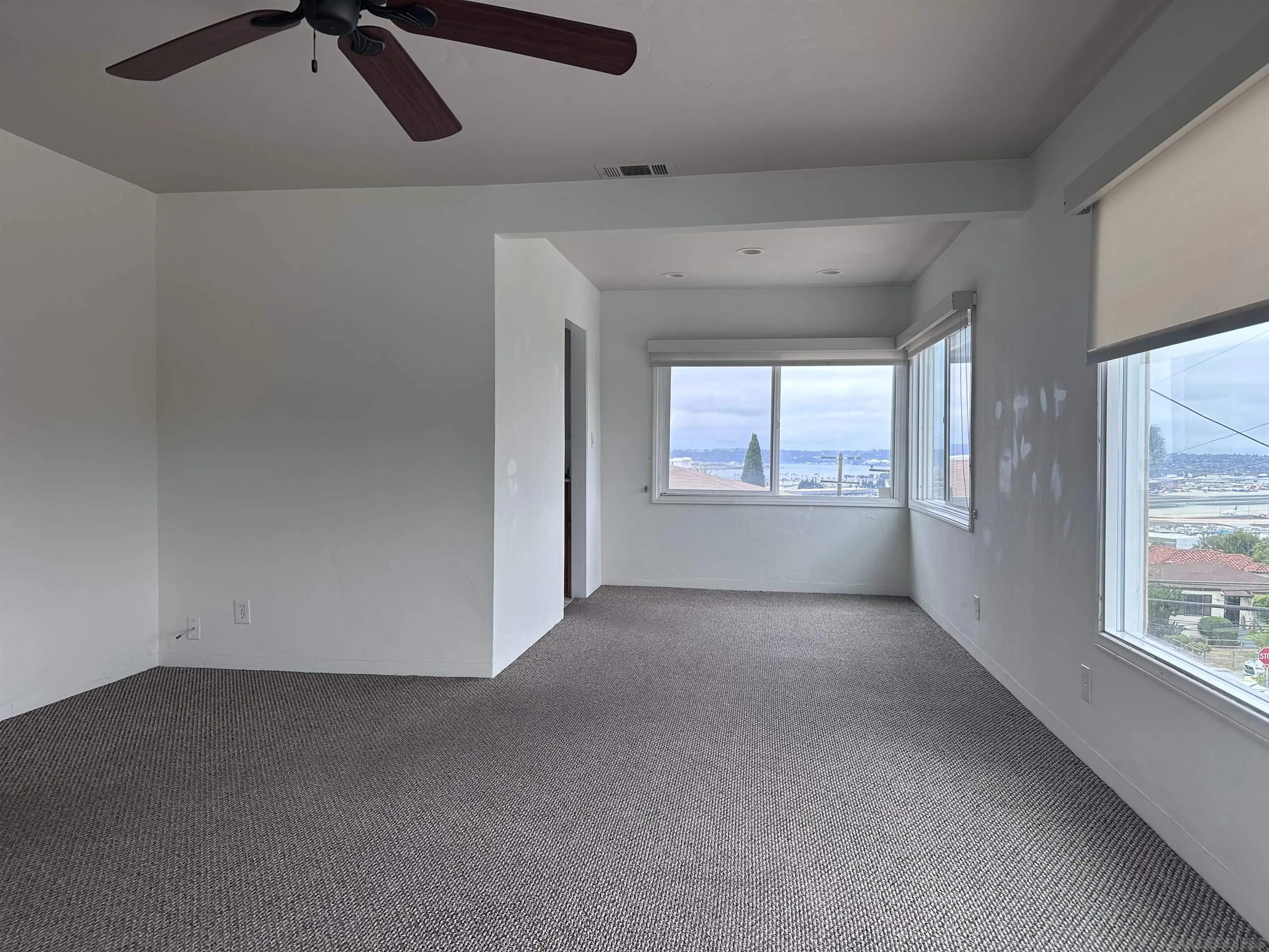 1121 W. Redwood