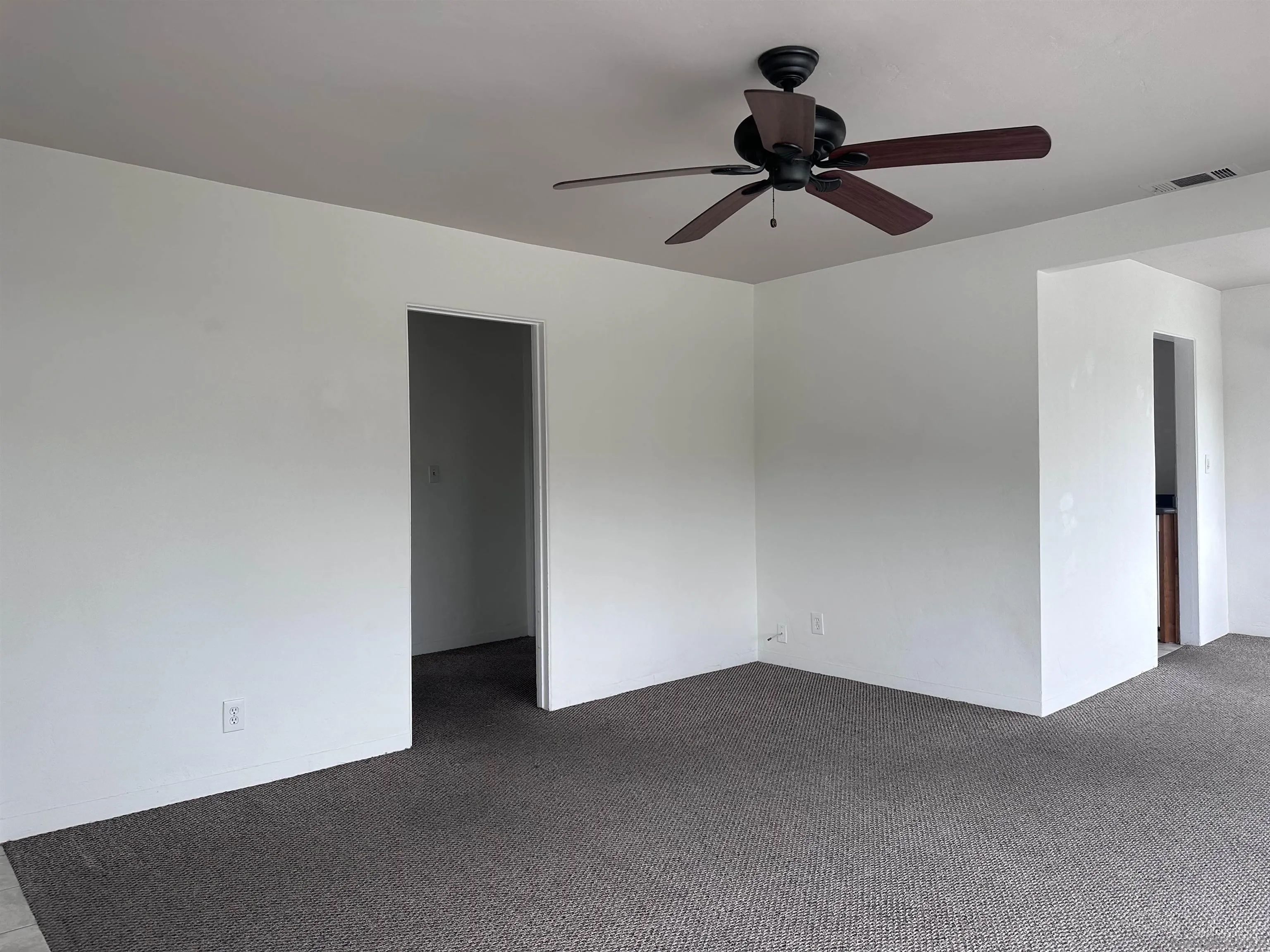 1121 W. Redwood