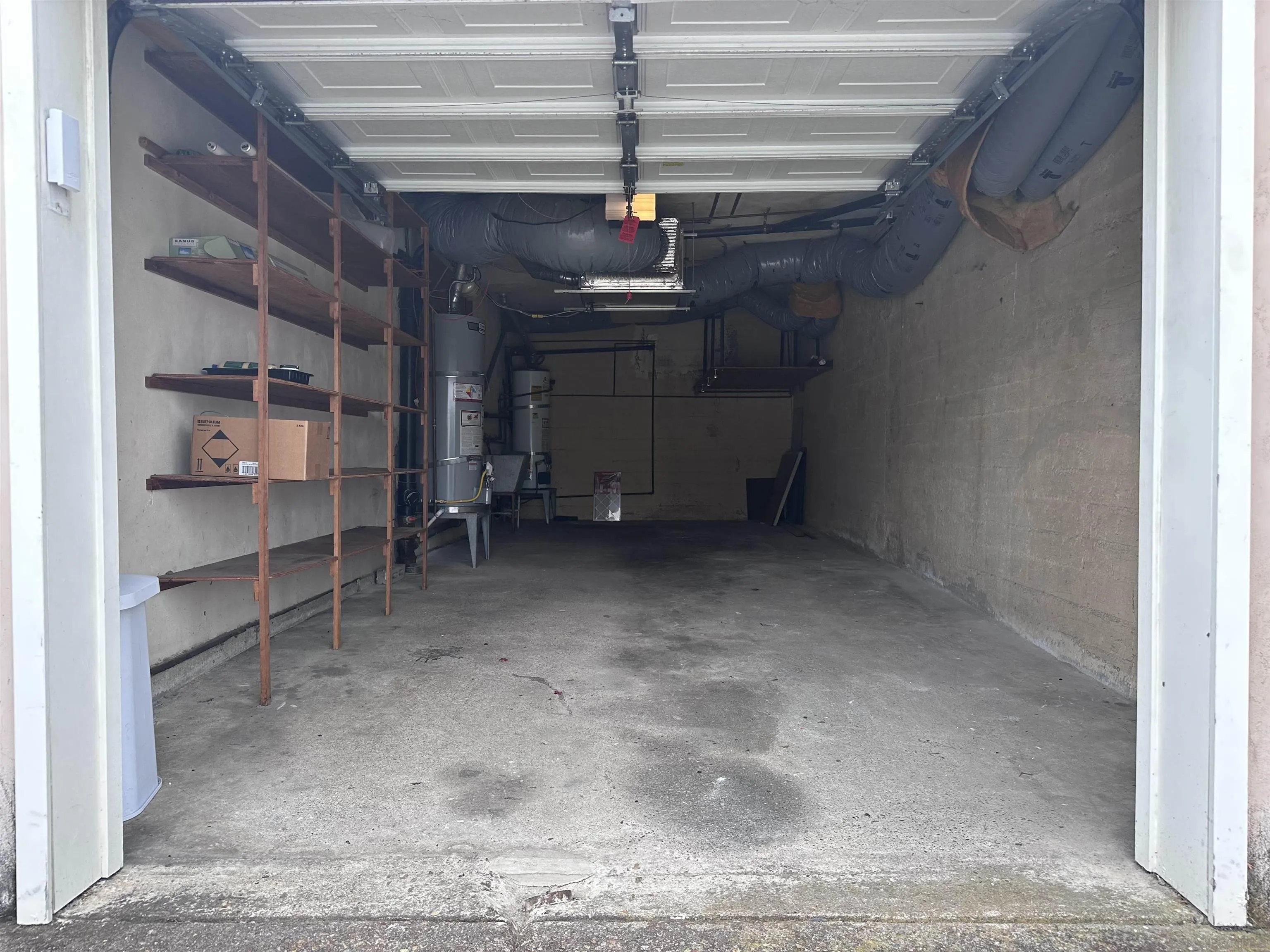 1121 W. Redwood