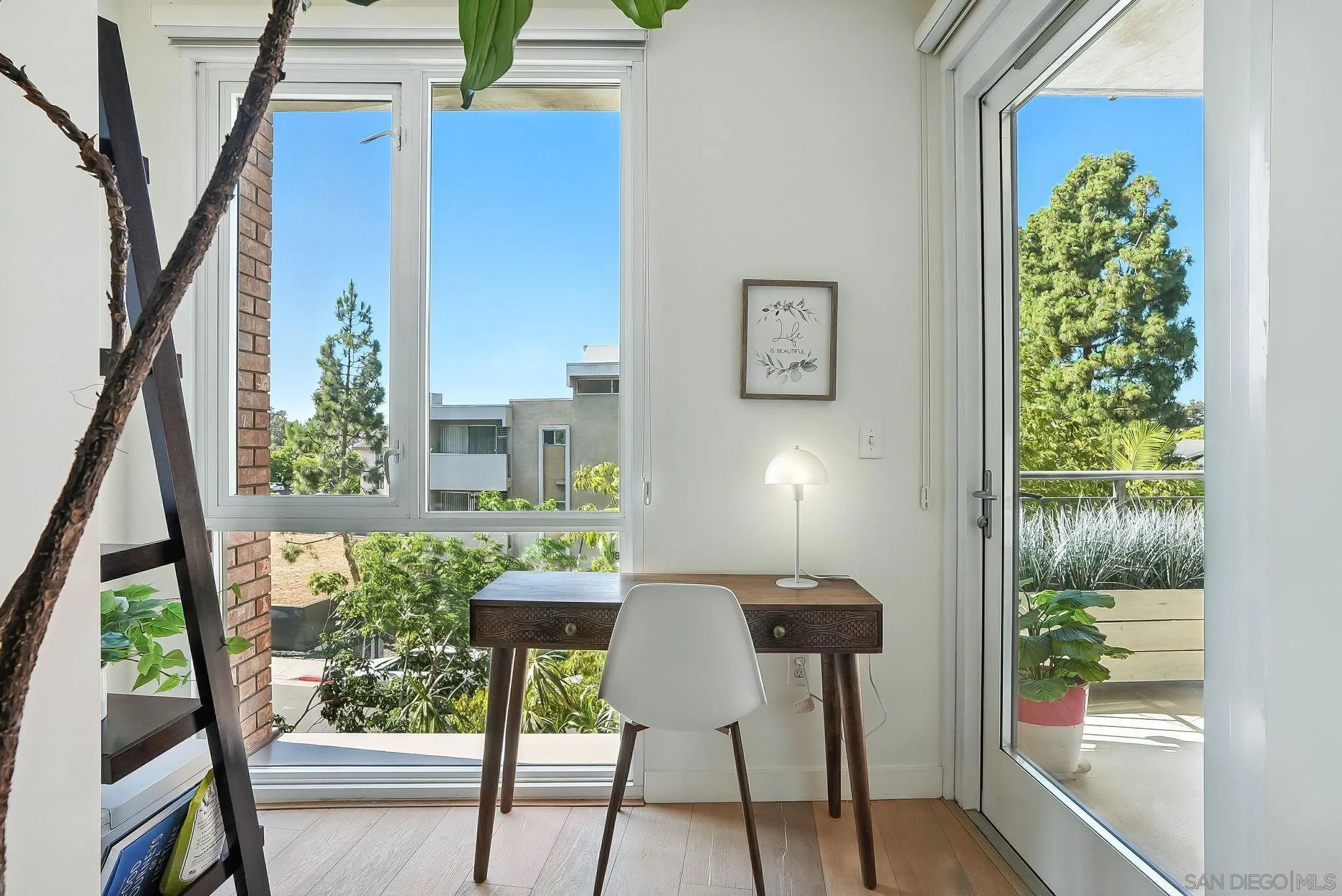 845 Fort Stockton Unit 308