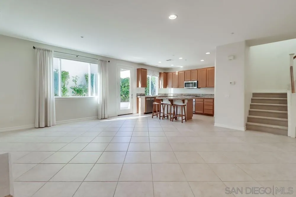 17020 New Rochelle Way, San Diego