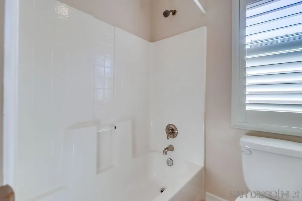 17020 New Rochelle Way, San Diego