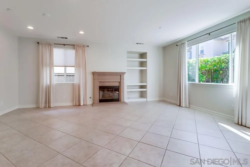 17020 New Rochelle Way, San Diego